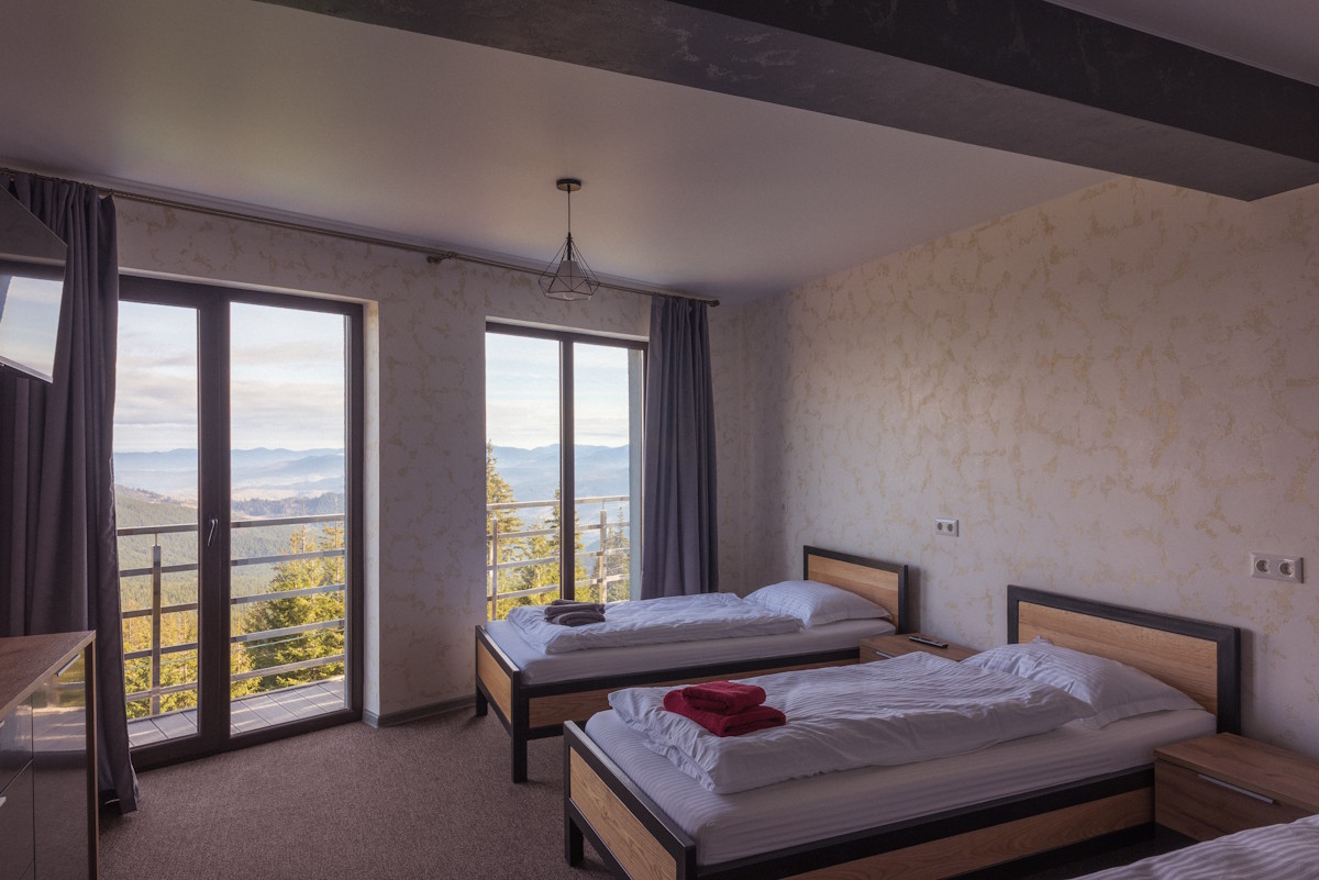 Тримісний номер 